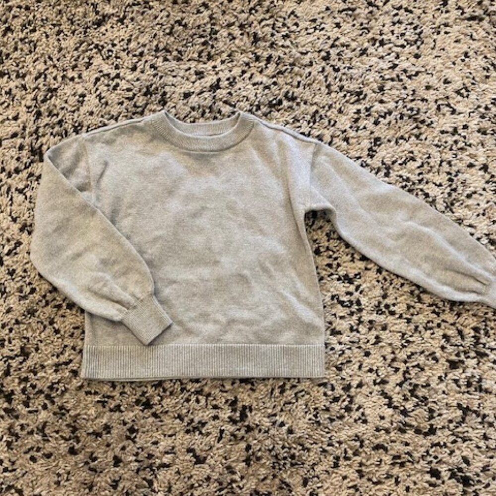 Silver Sparkle GAP sweater. Kids M Holiday, cuff detail, See pics for Sparkle